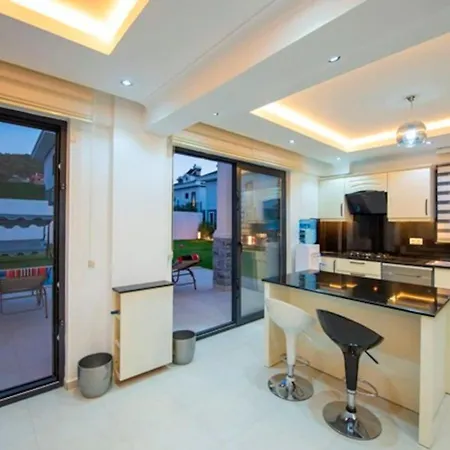 Annabel ,central Hisaronu * فتحية